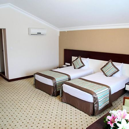 Hotel Yayoba เทเคียร์ดัก ภายนอก รูปภาพ