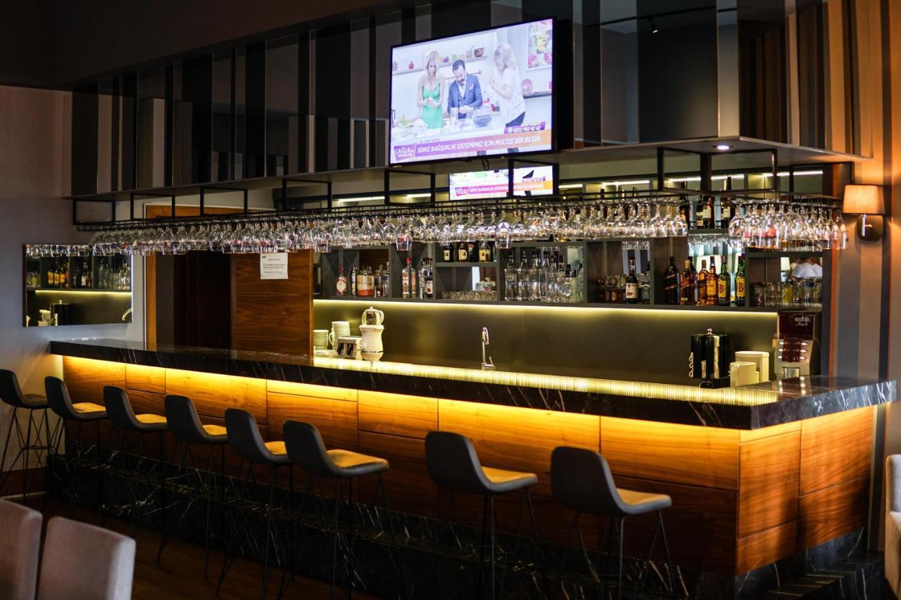 Hotel Yayoba เทเคียร์ดัก ภายนอก รูปภาพ