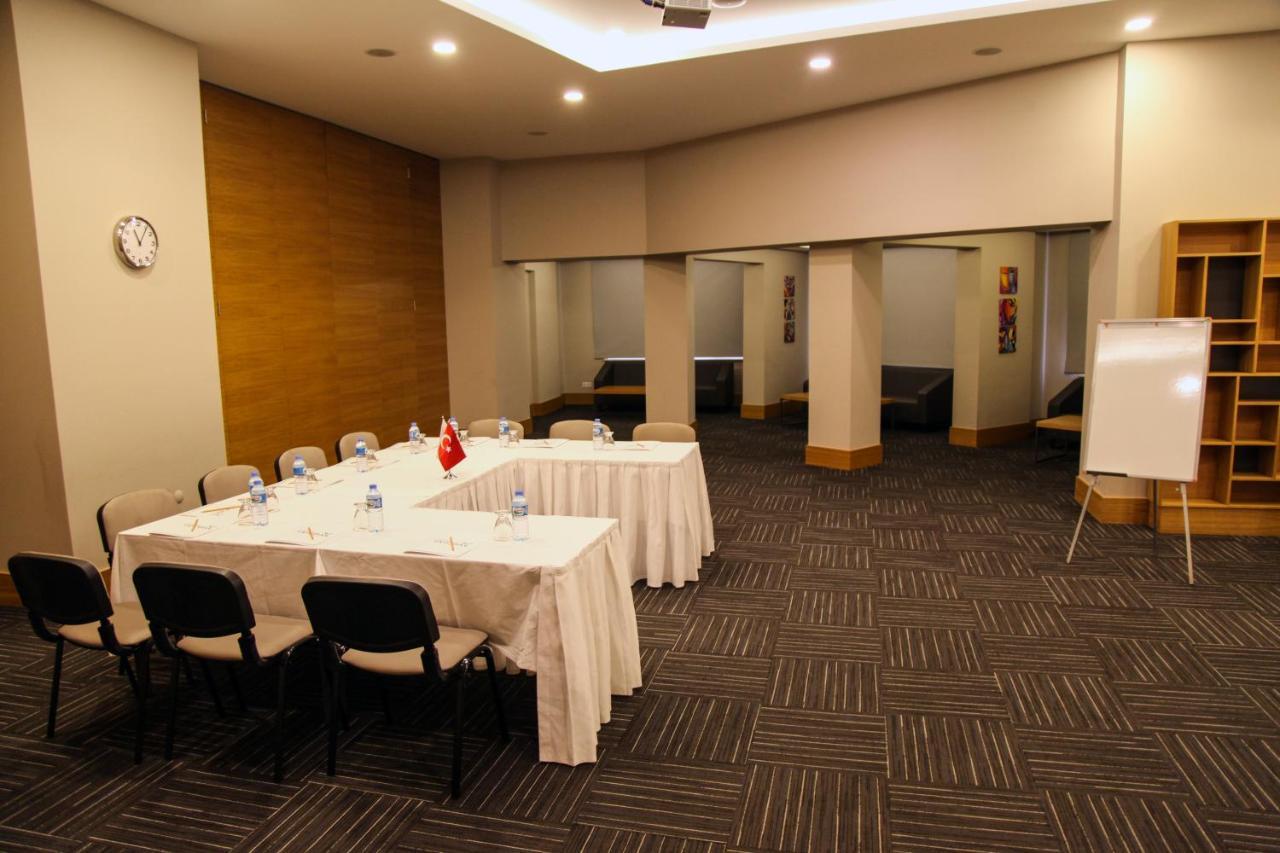 Hotel Yayoba เทเคียร์ดัก ภายนอก รูปภาพ