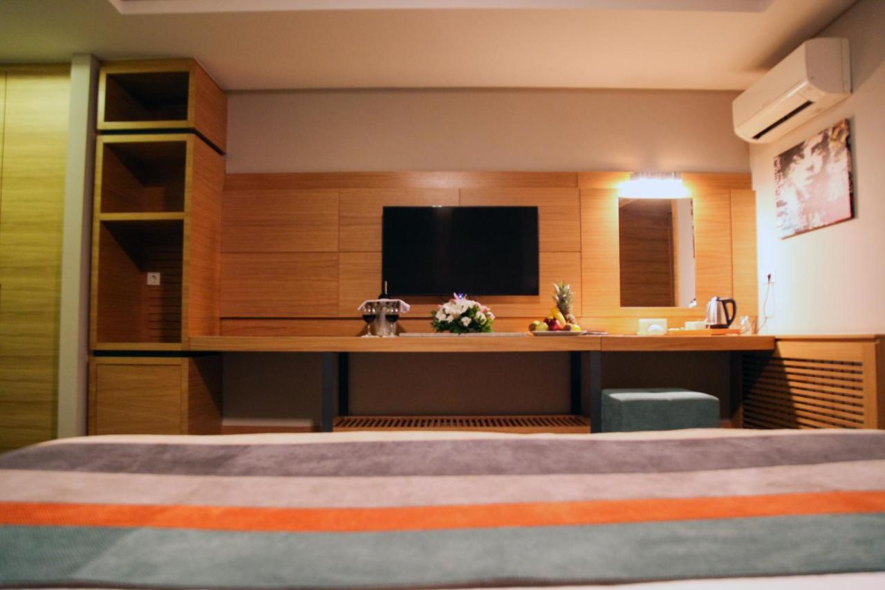 Hotel Yayoba เทเคียร์ดัก ภายนอก รูปภาพ