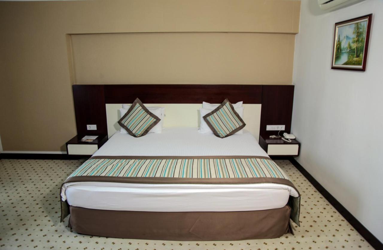 Hotel Yayoba เทเคียร์ดัก ภายนอก รูปภาพ